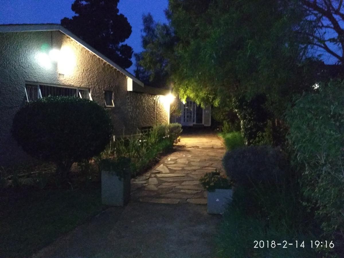 Northcliff Bed And Breakfast Randburg Esterno foto